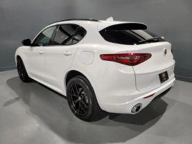 Alfa Romeo Stelvio - - Thumbnail 6