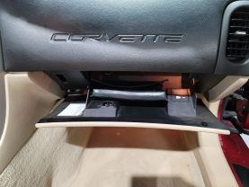 Chevrolet Corvette - - Thumbnail 19