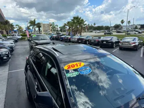 Cadillac Xt5 Luxury Sport Utility 4D - Thumbnail 6