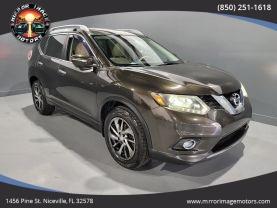 Nissan Rogue - - Thumbnail 2