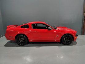 Ford Mustang - - Thumbnail 3