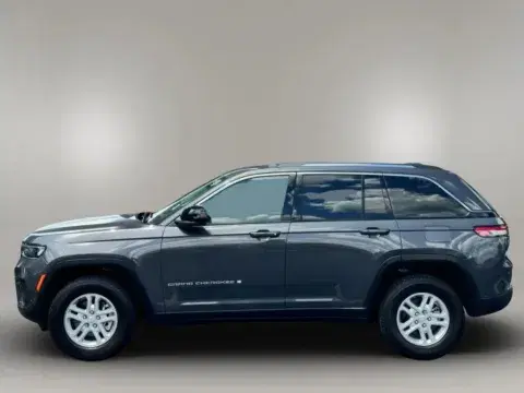 Jeep Grand Cherokee Laredo Sport Utility 4D - Thumbnail 6