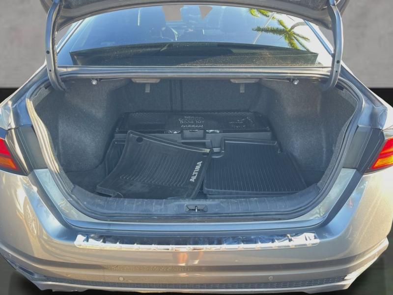 Nissan Altima 2.5 Sr - Thumbnail 20