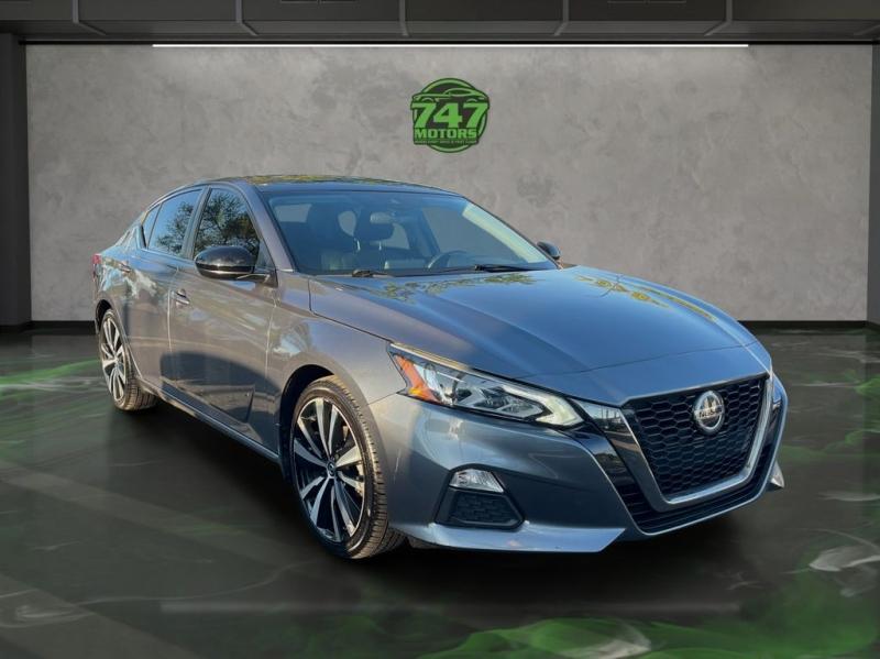 Nissan Altima 2.5 Sr - Thumbnail 8