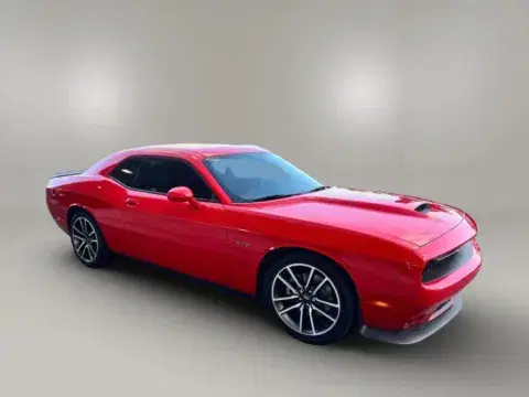 Dodge Challenger R/T Coupe 2D - Thumbnail 5