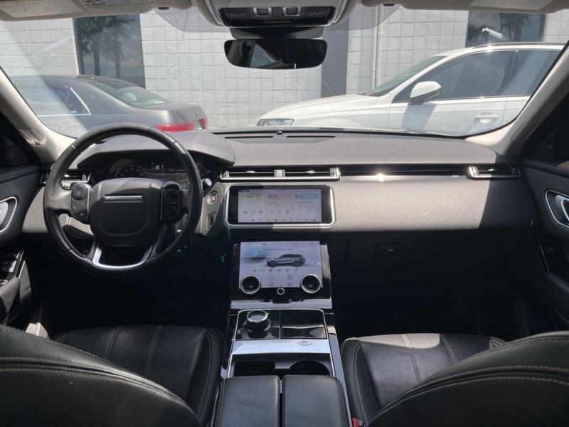 Land Rover Range Rover Velar S - Thumbnail 15