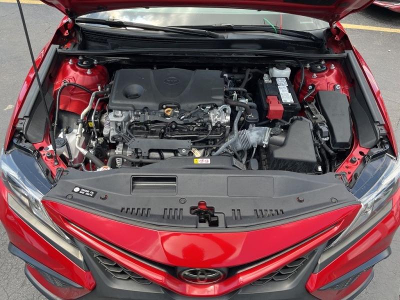 Toyota Camry Se - View 1