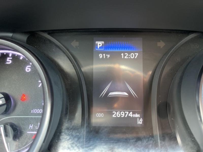 Toyota Camry Se - Thumbnail 18