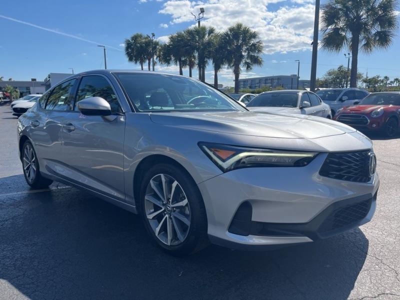 Acura Integra Base - Thumbnail 8