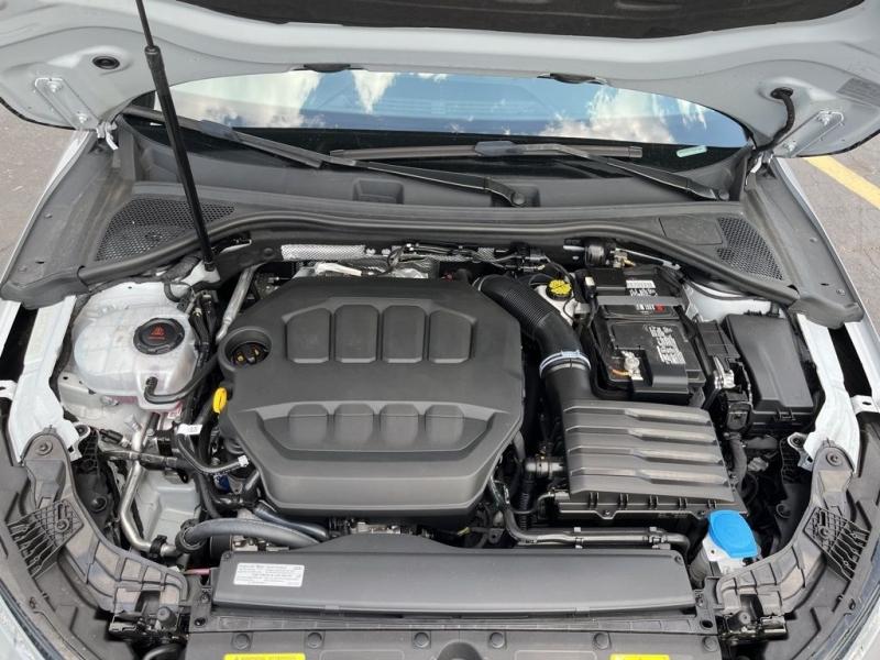 Audi A3 40 Premium - View 1