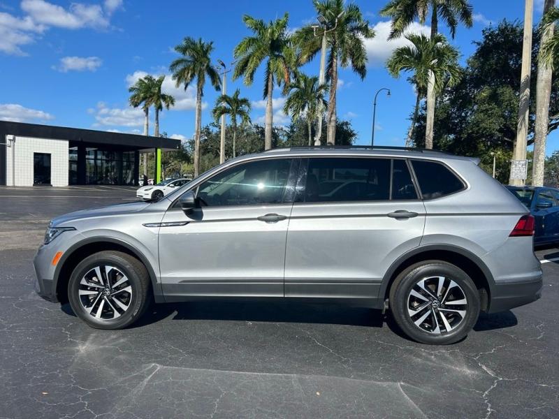 Volkswagen Tiguan 2.0T S - Thumbnail 9