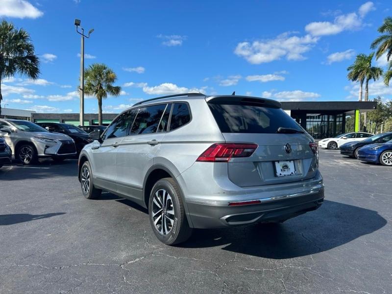 Volkswagen Tiguan 2.0T S - Thumbnail 8