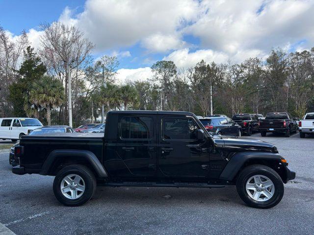 Jeep Gladiator - Thumbnail 7