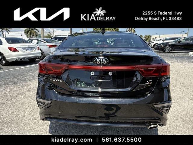 Kia Forte S - Thumbnail 5