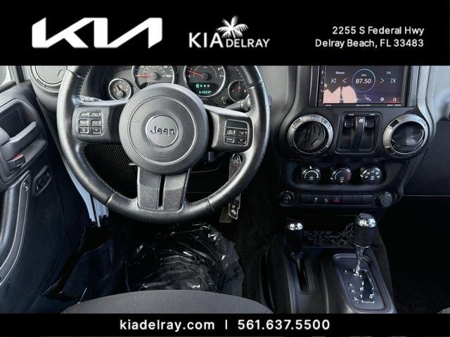 Jeep Wrangler Sport - Thumbnail 13