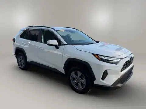 Toyota Rav4 Xle Sport Utility 4D - Thumbnail 4
