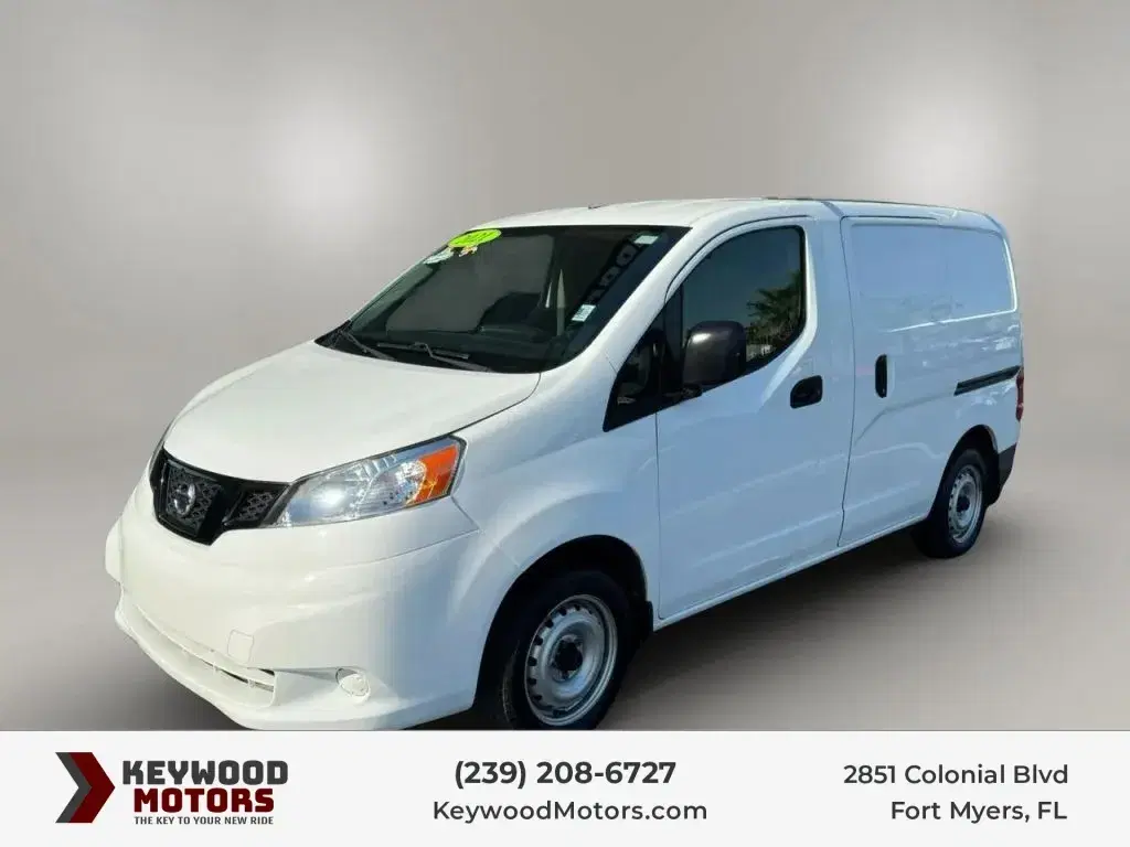 Nissan Nv200 S Van 4D - View 1