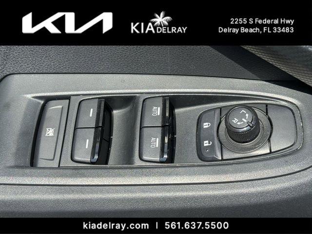 Subaru Crosstrek Premium - Thumbnail 18