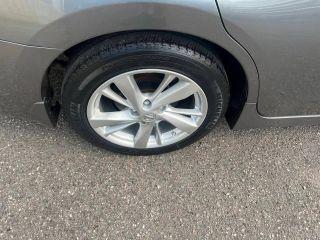 Nissan Altima - Thumbnail 6