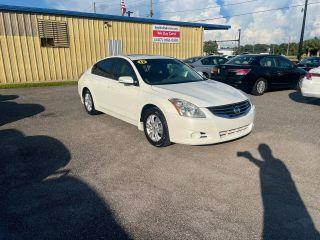 Nissan Altima - Thumbnail 9