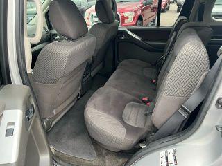 Nissan Pathfinder - Thumbnail 4
