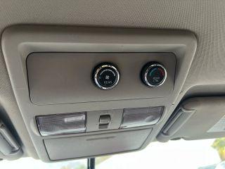 Nissan Pathfinder - Thumbnail 2