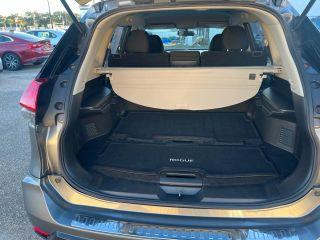 Nissan Rogue - Thumbnail 5