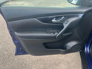 Nissan Rogue - Thumbnail 12