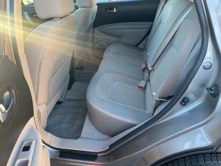 Nissan Rogue Select - Thumbnail 3