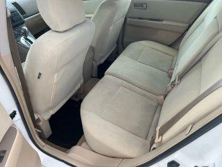 Nissan Sentra - Thumbnail 5