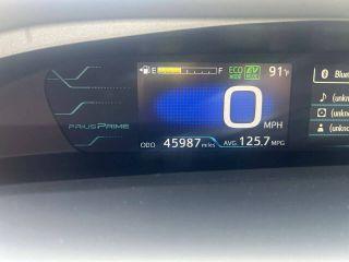 Toyota Prius Prime - Thumbnail 15