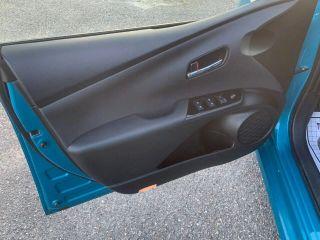 Toyota Prius Prime - Thumbnail 12