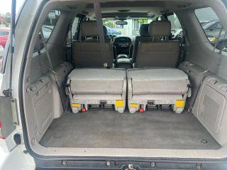 Toyota Sequoia - Thumbnail 4