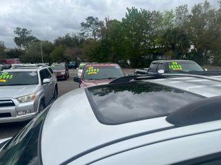 Toyota Sequoia - Thumbnail 11