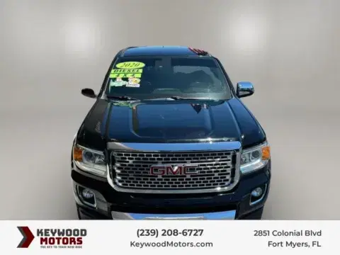 GMC Canyon Crew Cab Denali Pickup 4D 6 Ft - Thumbnail 4