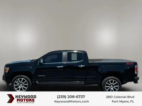 GMC Canyon Crew Cab Denali Pickup 4D 6 Ft - Thumbnail 6