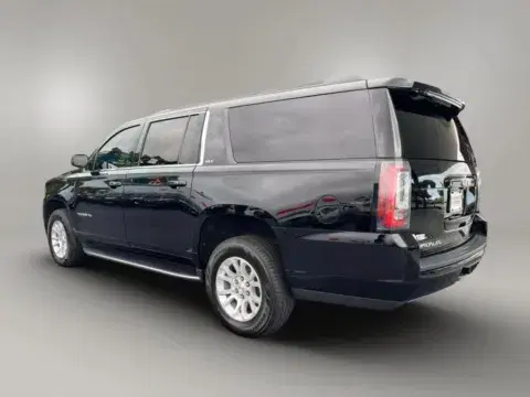 GMC Yukon Xl Slt Sport Utility 4D - Thumbnail 4