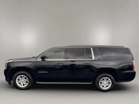 GMC Yukon Xl Slt Sport Utility 4D - Thumbnail 3