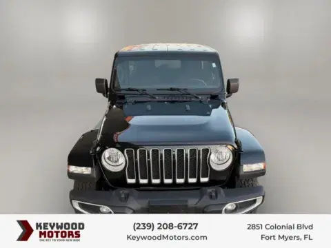 Jeep Wrangler Unlimited Sahara Sport Utility 4D - Thumbnail 5