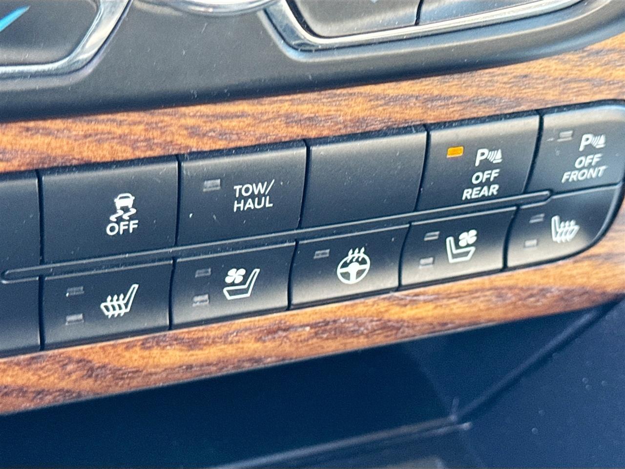 Ram 1500Longhorn 4X2 Crew Cab 6'4" Box *Ltd Avail* - Thumbnail 20