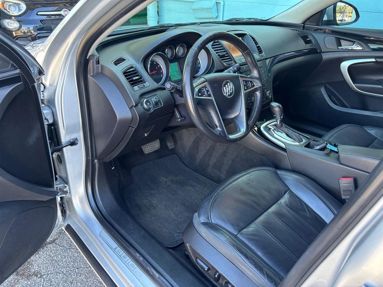 Buick Regal Turbo Premium 1 - Thumbnail 11