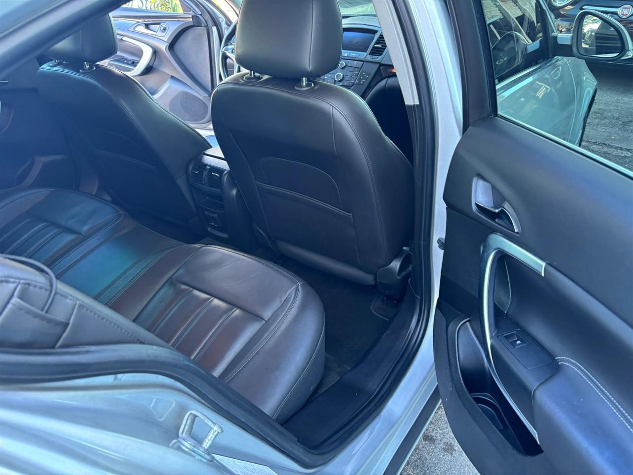 Buick Regal Turbo Premium 1 - Thumbnail 14