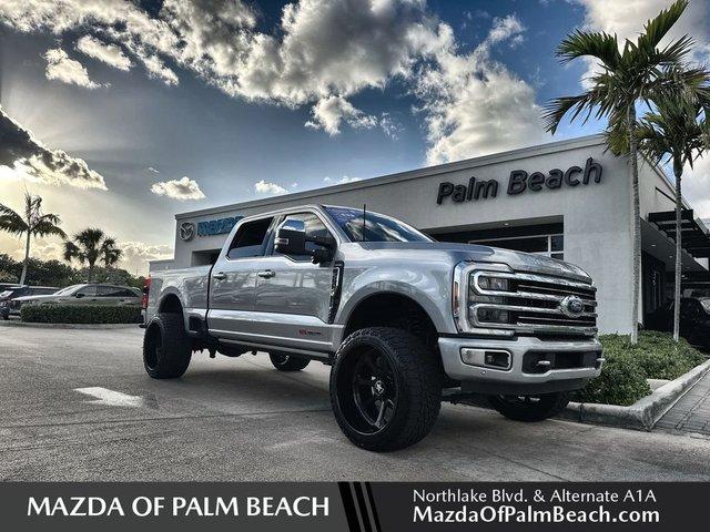 Ford F-250Sd Limited 4Wd 4D Crew Cab - View 1