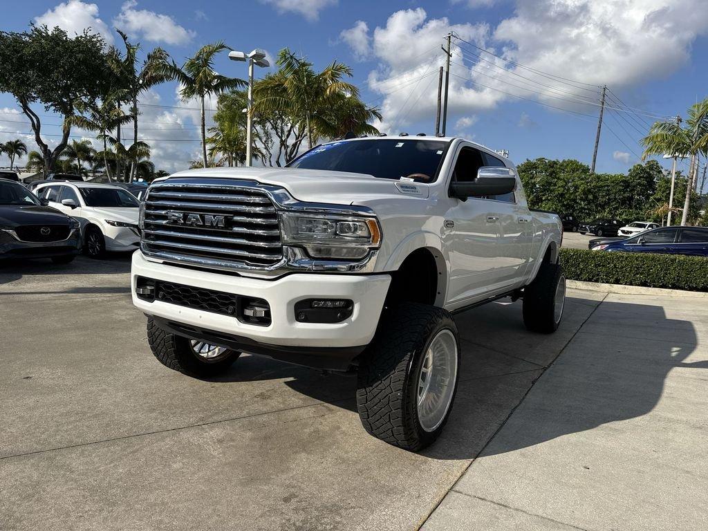 Ram 2500 Laramie Longhorn 4Wd 4D Mega Cab - Thumbnail 11