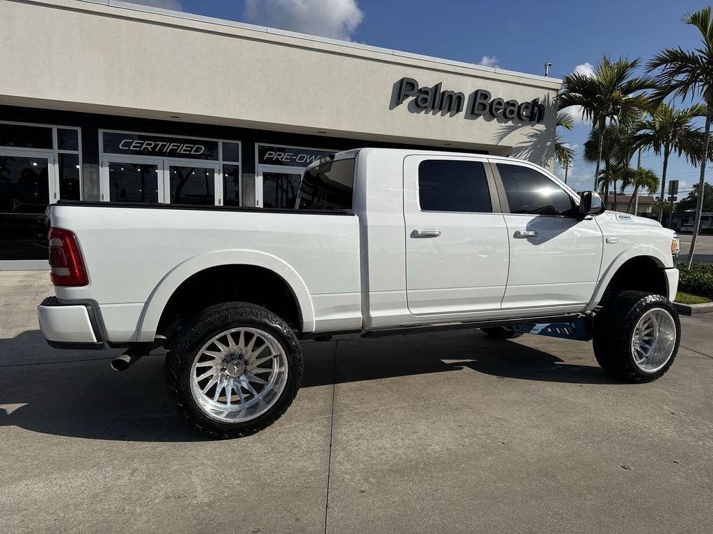 Ram 2500 Laramie Longhorn 4Wd 4D Mega Cab - Thumbnail 6