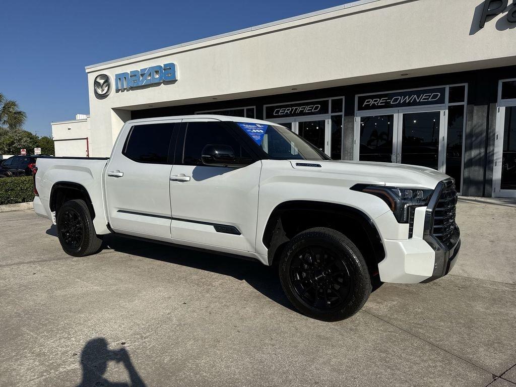 Toyota Tundra Hybrid Platinum 1794 Edition 4Wd 4D Crew Cab - Thumbnail 8