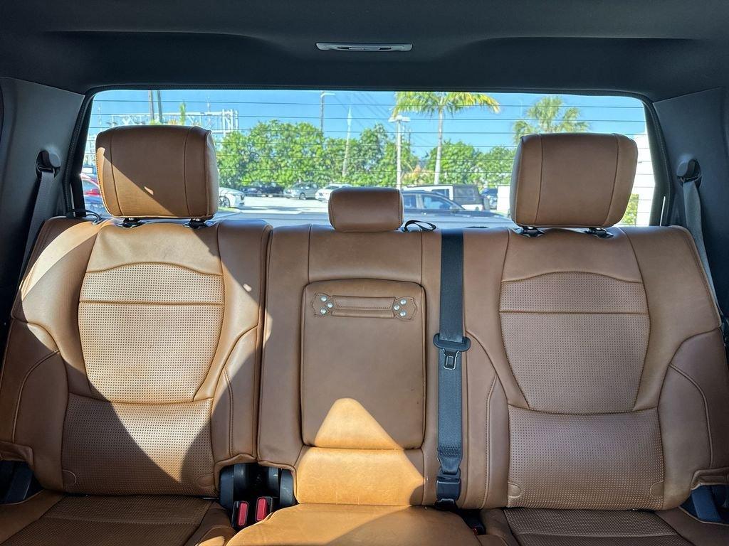 Toyota Tundra Hybrid Platinum 1794 Edition 4Wd 4D Crew Cab - Thumbnail 20