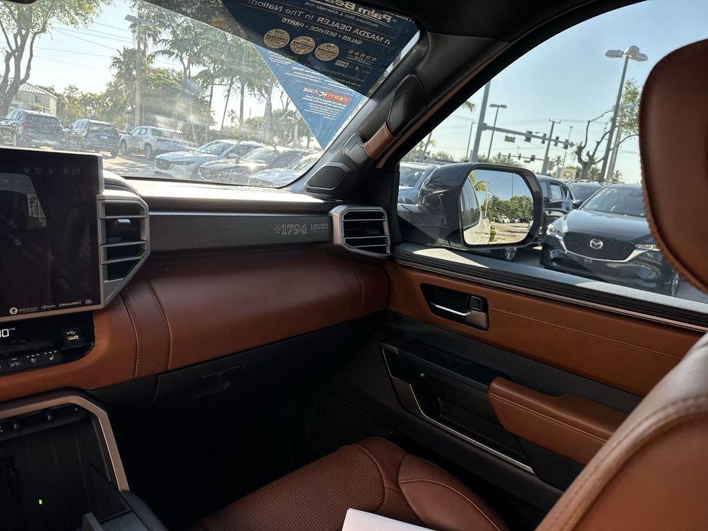 Toyota Tundra Hybrid Platinum 1794 Edition 4Wd 4D Crew Cab - Thumbnail 17