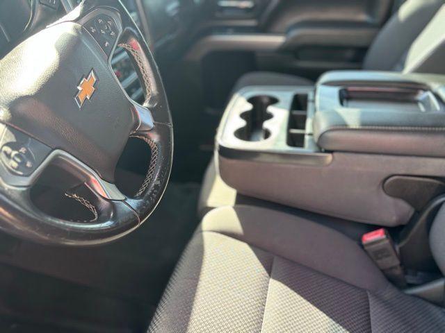 Chevrolet Silverado 1500 LD - Thumbnail 19