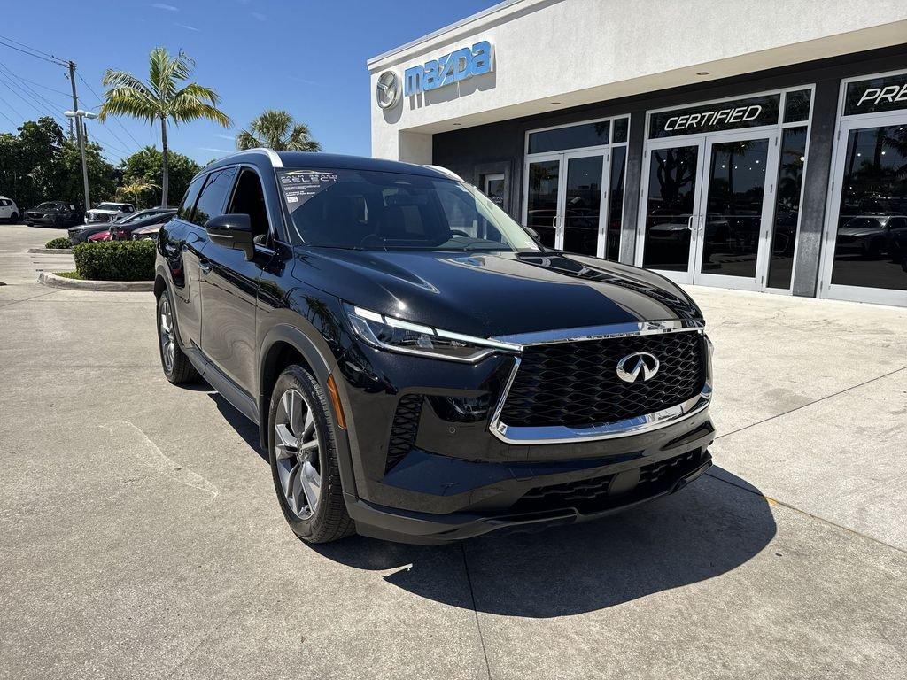 Infiniti Qx60 Luxe Fwd 4D Sport Utility - Thumbnail 9